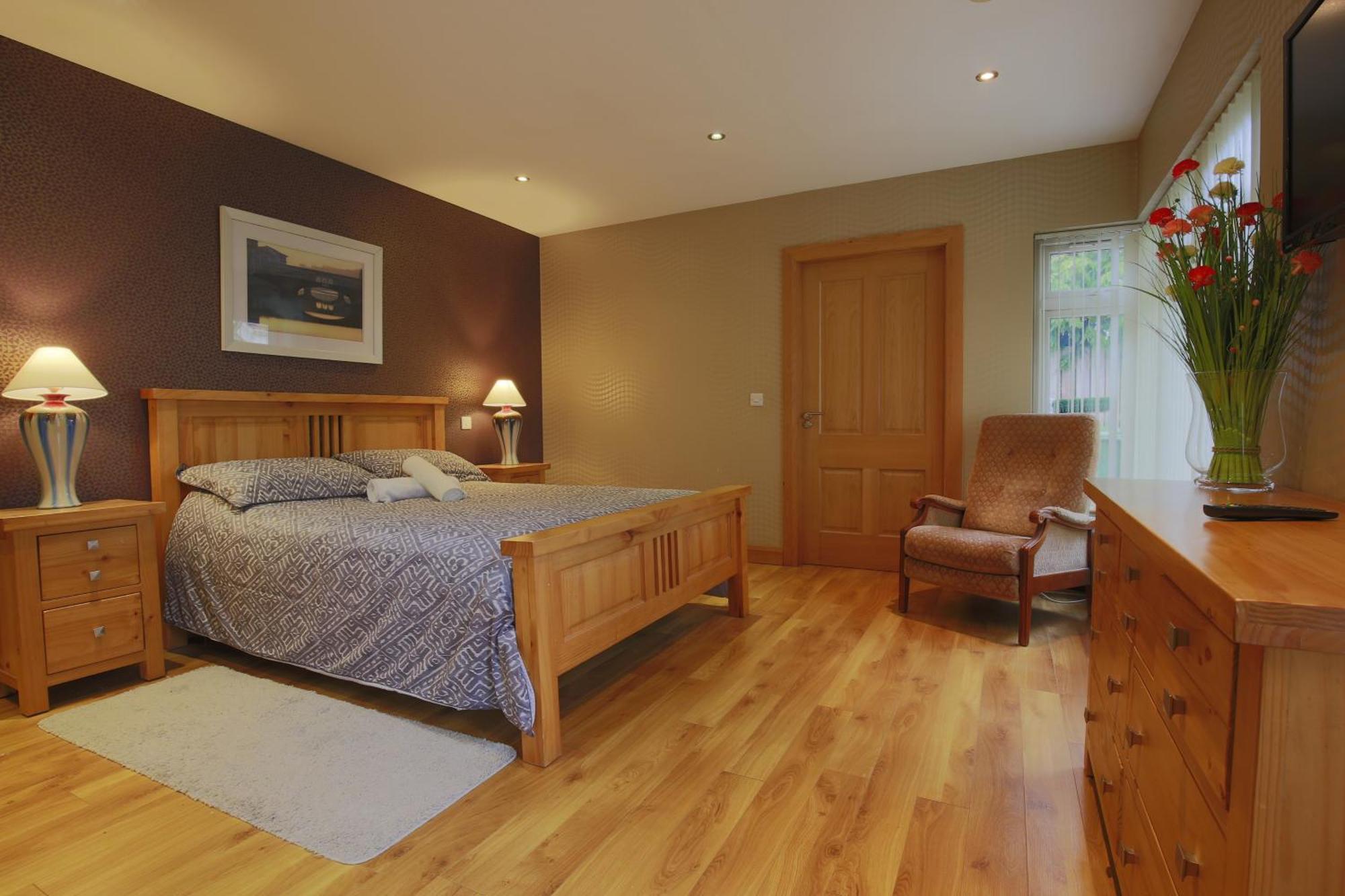 Spacious 4 Bedroom Home - 5 Min Walk To Town Enniskillen Exterior foto